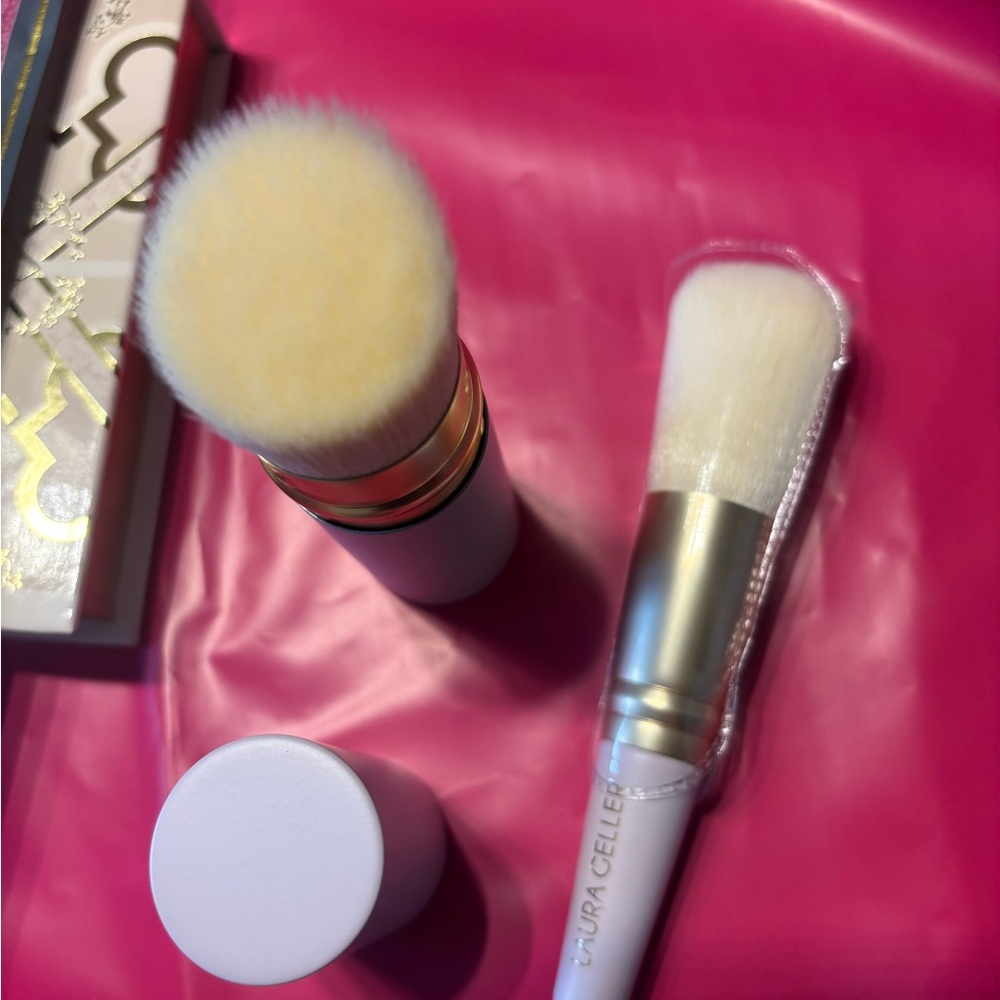 Laura Geller Tuscan Dreams Makeup Set - White and Gold - Picture 4 of 4
